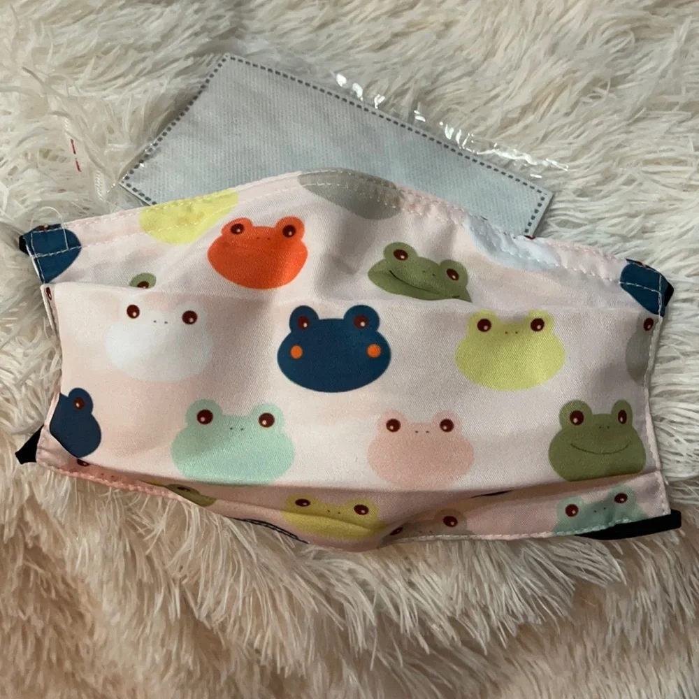 New frog face mask